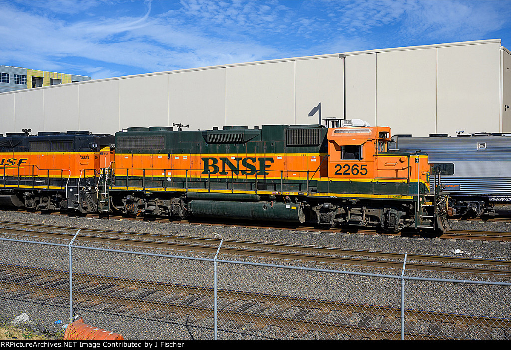 BNSF 2265